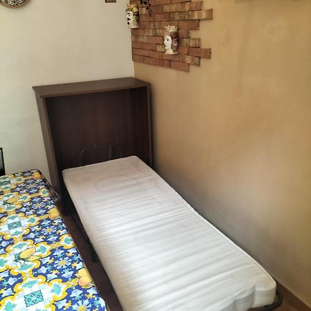 Apartamento Casa D'Amici CTA Exterior foto